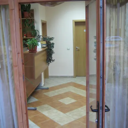 Restaurant Popini Laki Hotel 2*