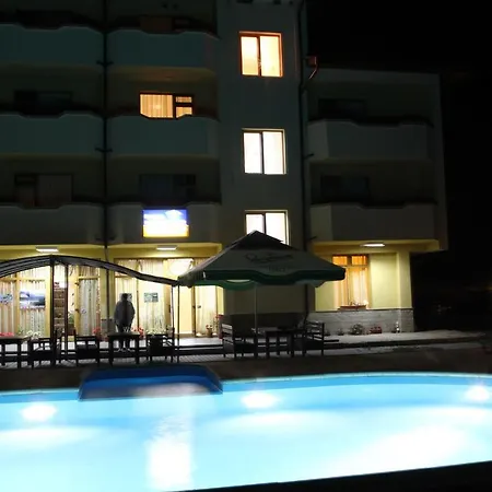 Hotel Restaurant Popini Laki