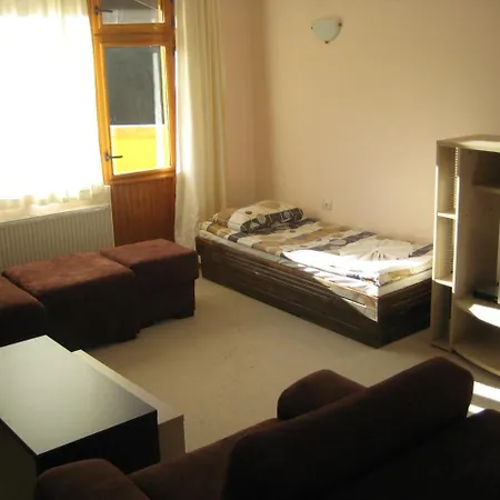 فندق Restaurant Popini Laki ياغودينا