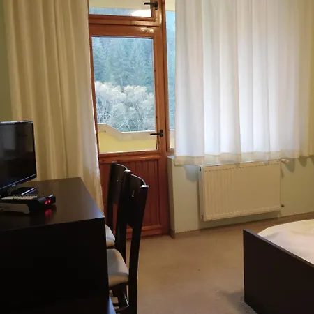 Restaurant Popini Laki