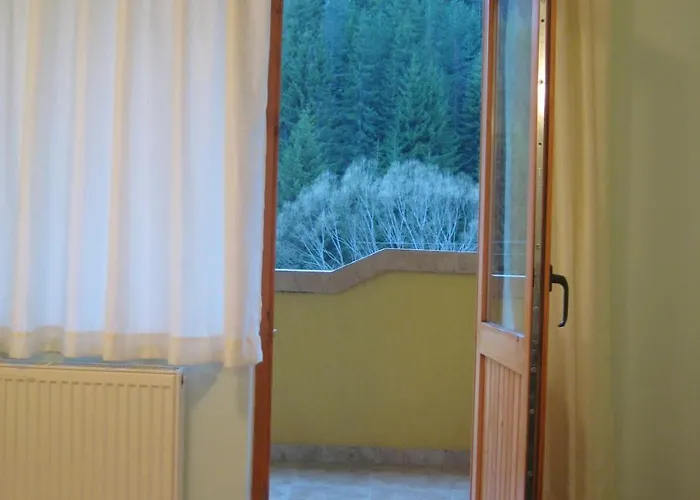 Restaurant Popini Laki 호텔