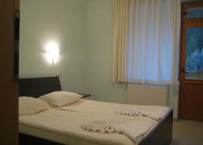 Restaurant Popini Laki 호텔