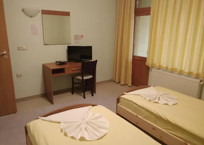 Restaurant Popini Laki 호텔 2*